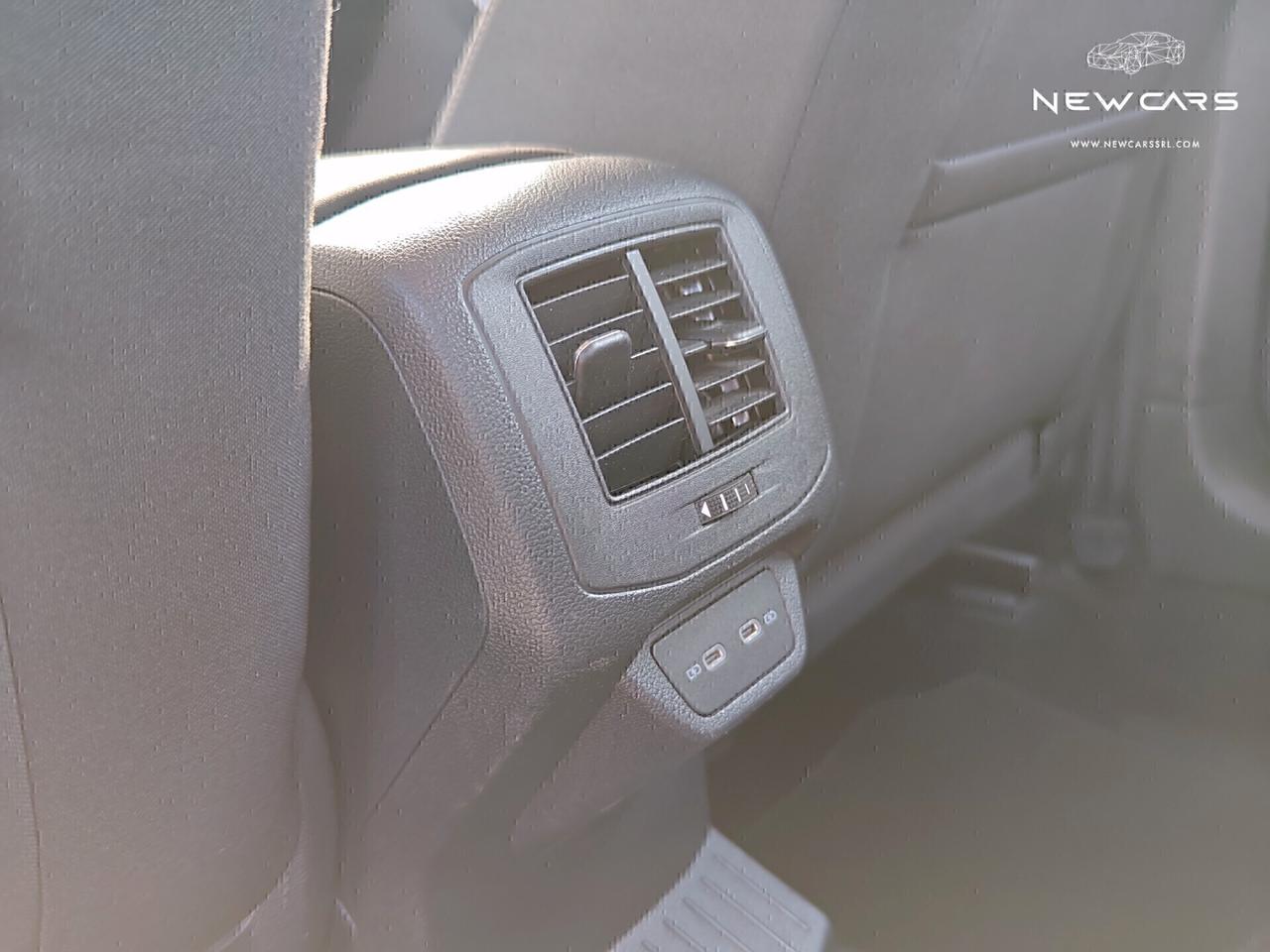 Volkswagen T-Roc 2.0 TDI SCR 150 CV DSG Business BlueMotion Technology