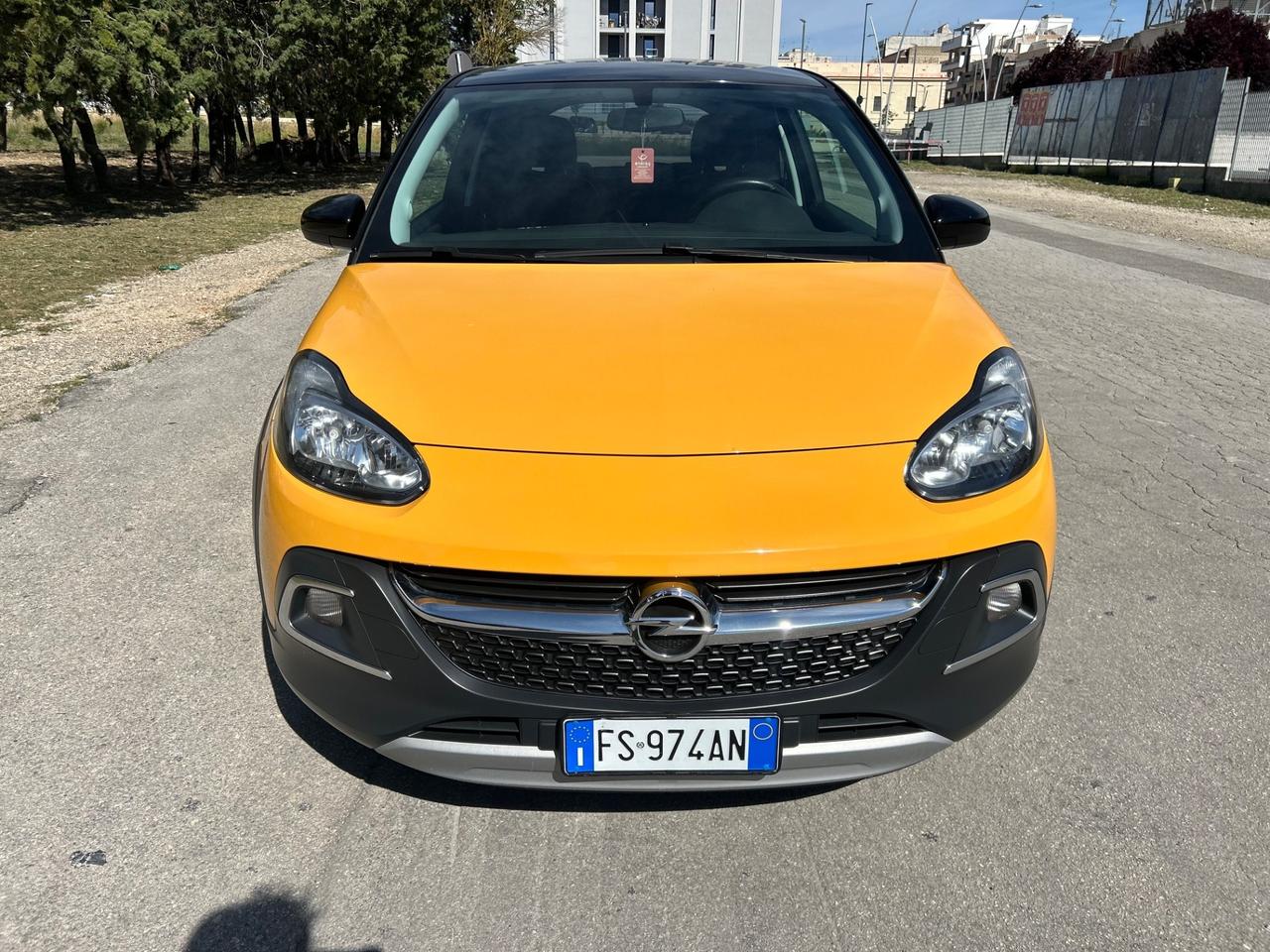 Opel Adam Rocks 1.2 70 CV