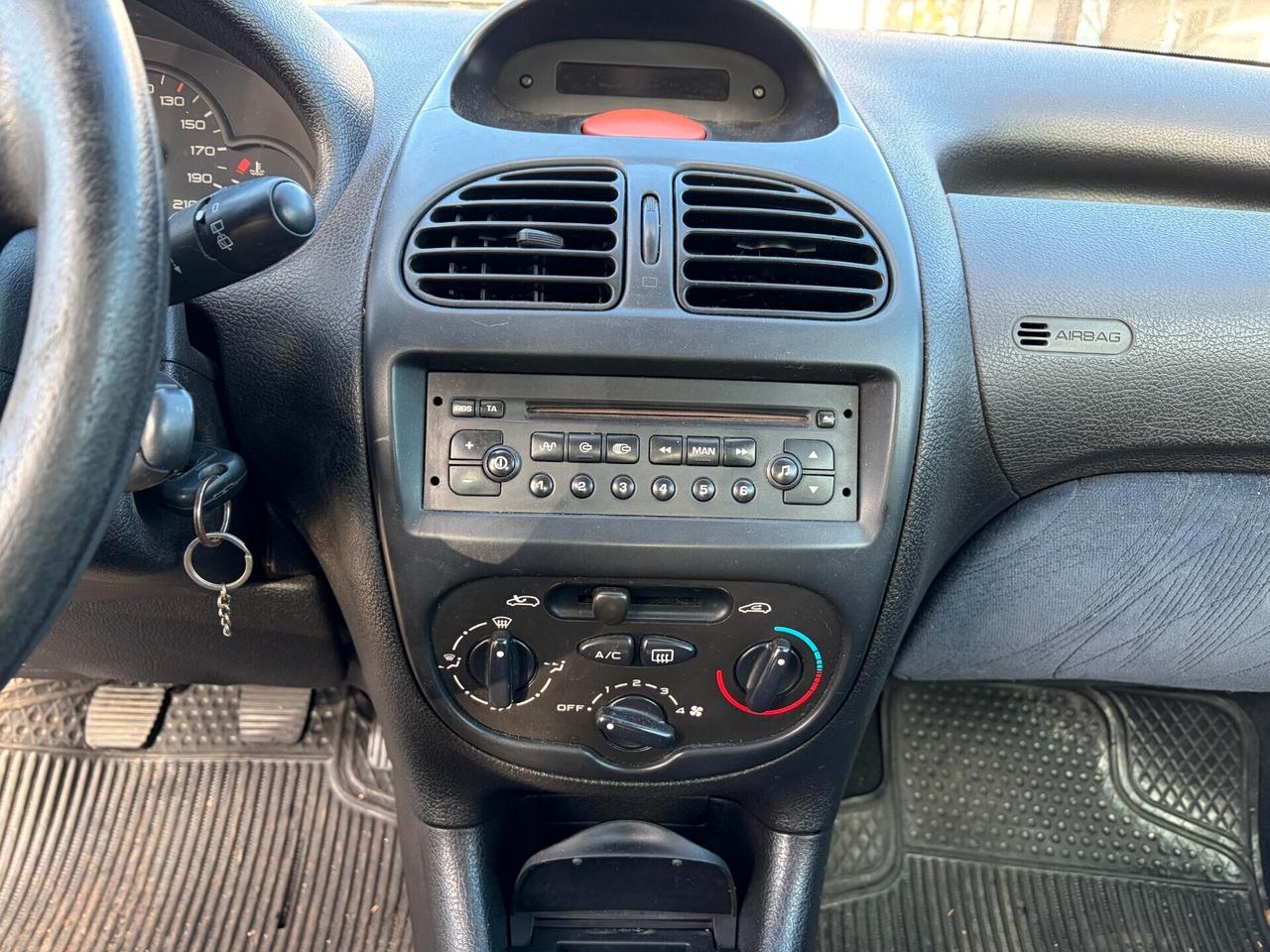 Peugeot 206 Plus 1.4 HDi 70CV 3p. X Line