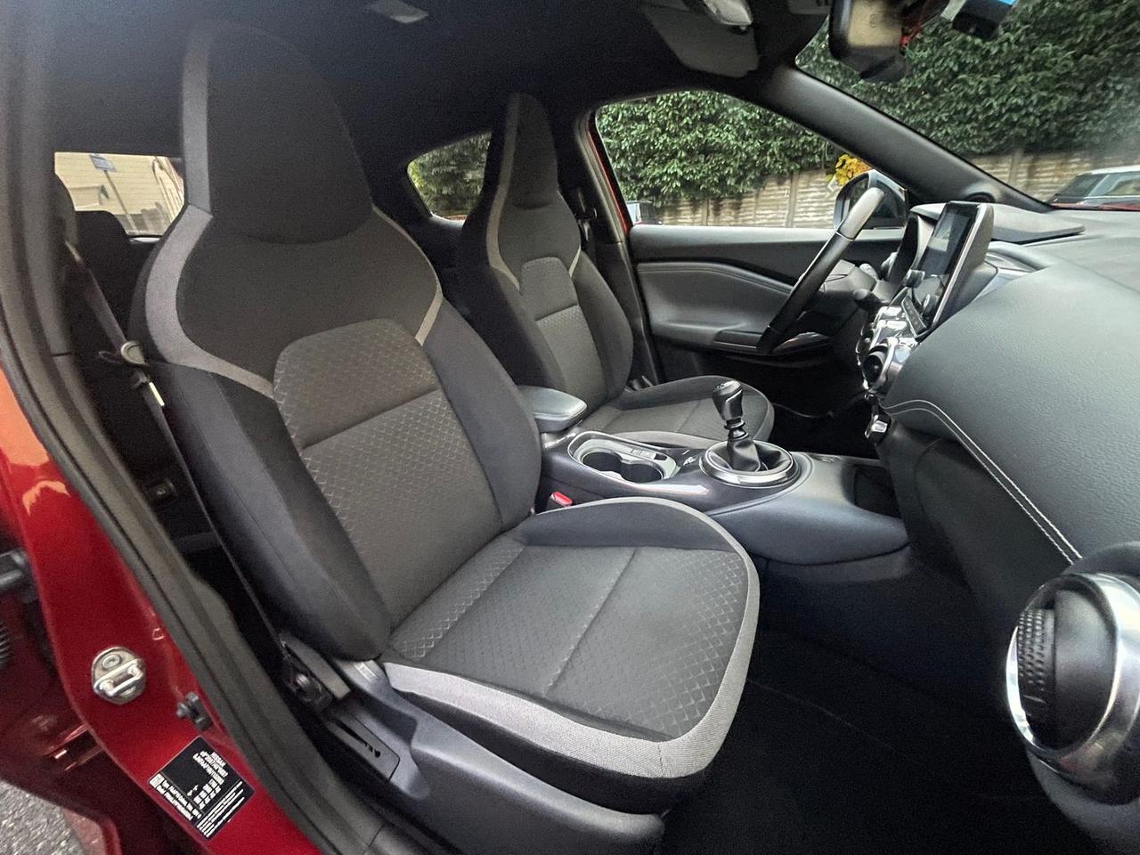 Nissan Juke N-Connecta 1.0 DIG-T 114 #7940