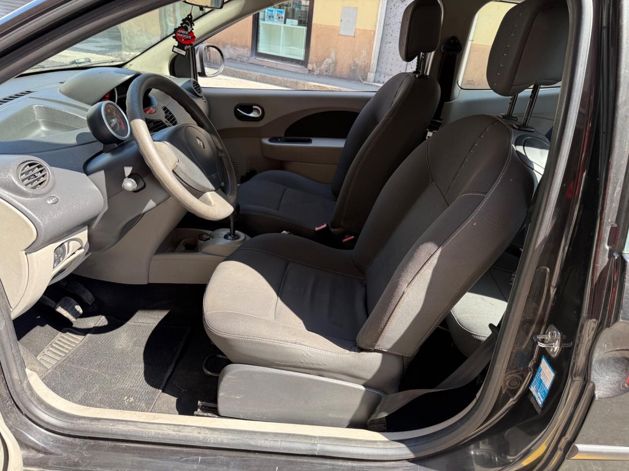 Renault Twingo 1.2 16V Dynamique