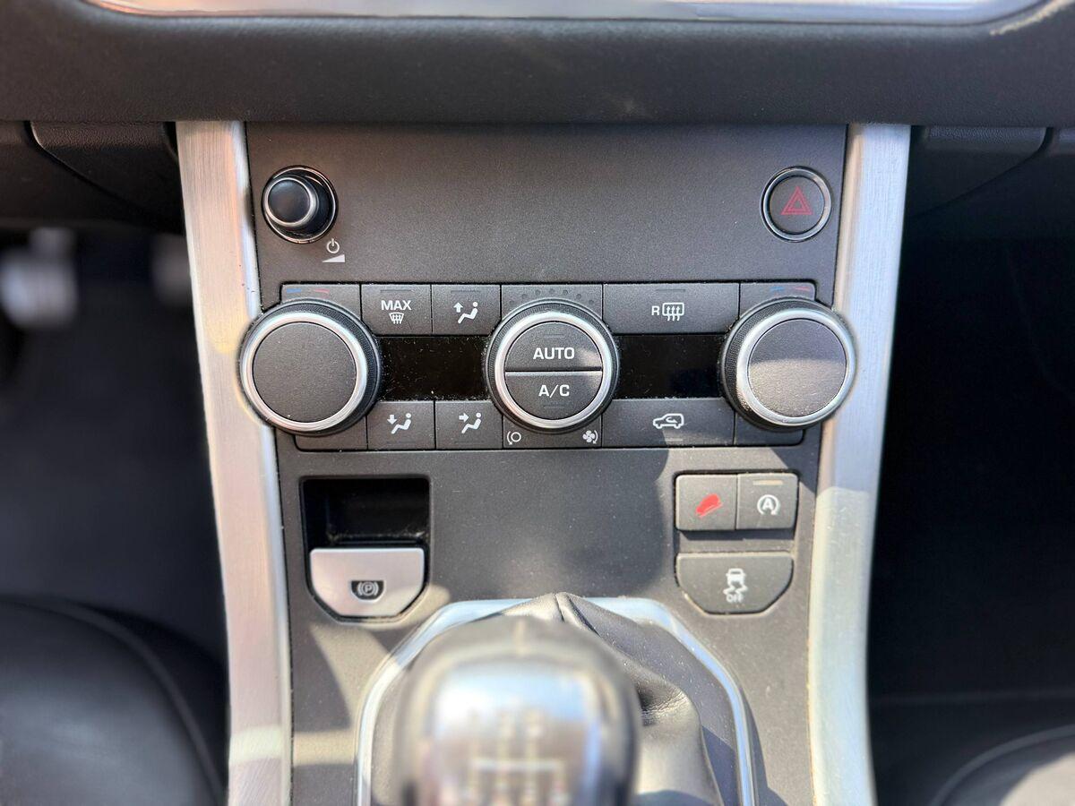Land Rover Range Rover Evoque 2.0 td4 SE Dynamic 150cv 5p