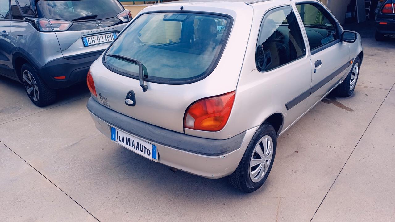 Ford Fiesta 1.2i 16V cat 5 porte Zetec