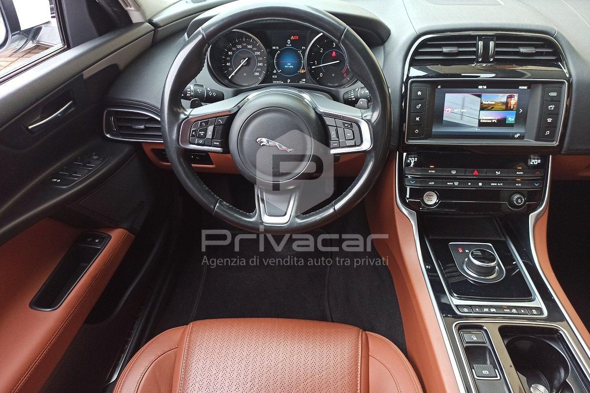 JAGUAR XE 2.0 D 180 CV aut. Portfolio