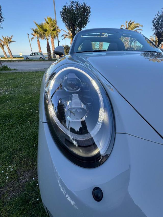PORSCHE 911 3.0 Targa 4 GTS