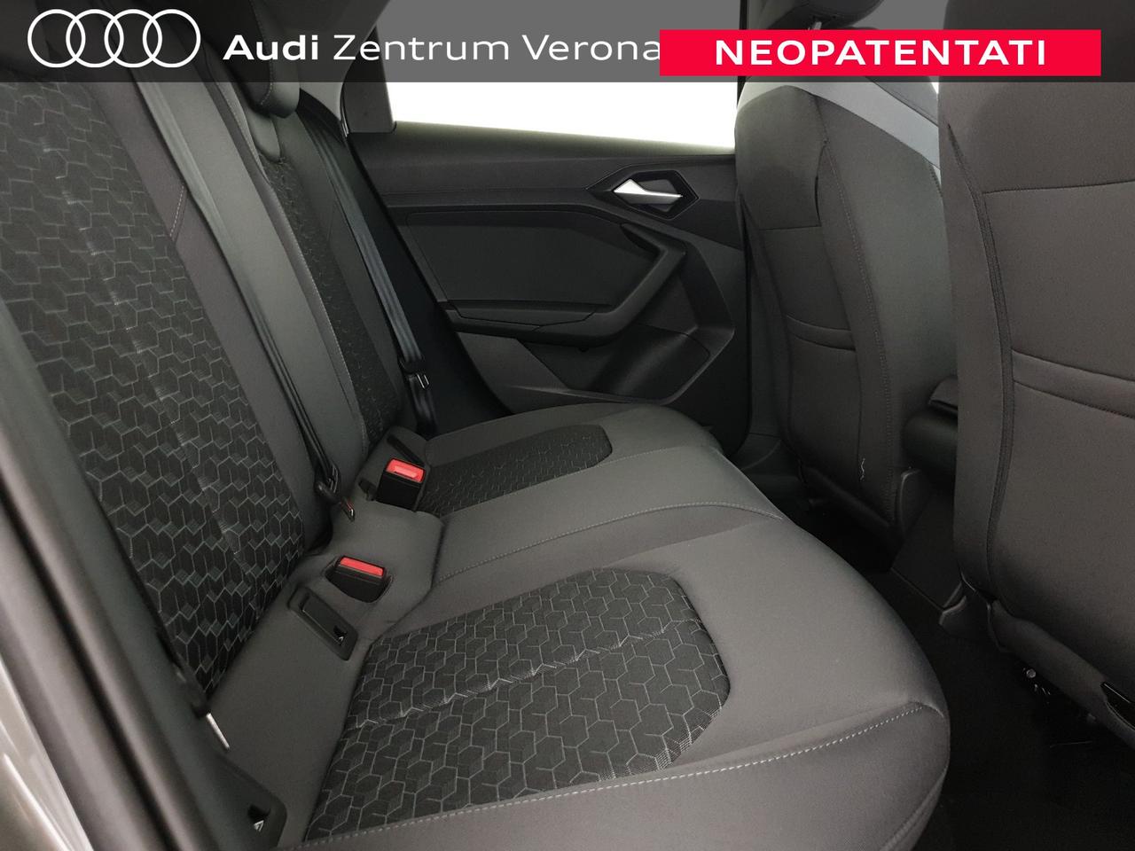 Sportback 30TFSI 116CV S tronic Identity Black