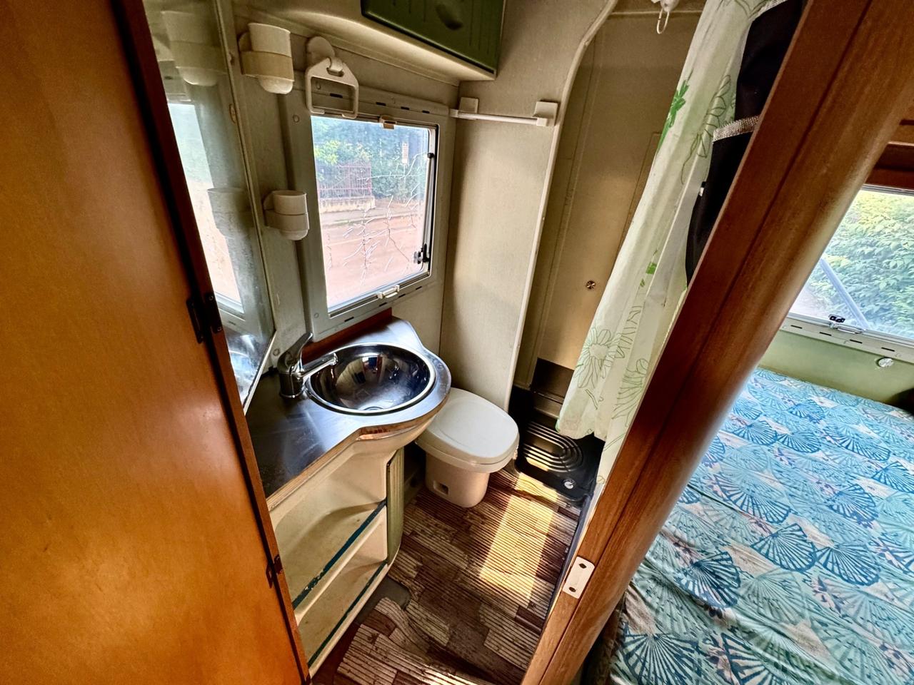 Camper Motorhome Mobilvetta Design 2.5 Turbo 1998