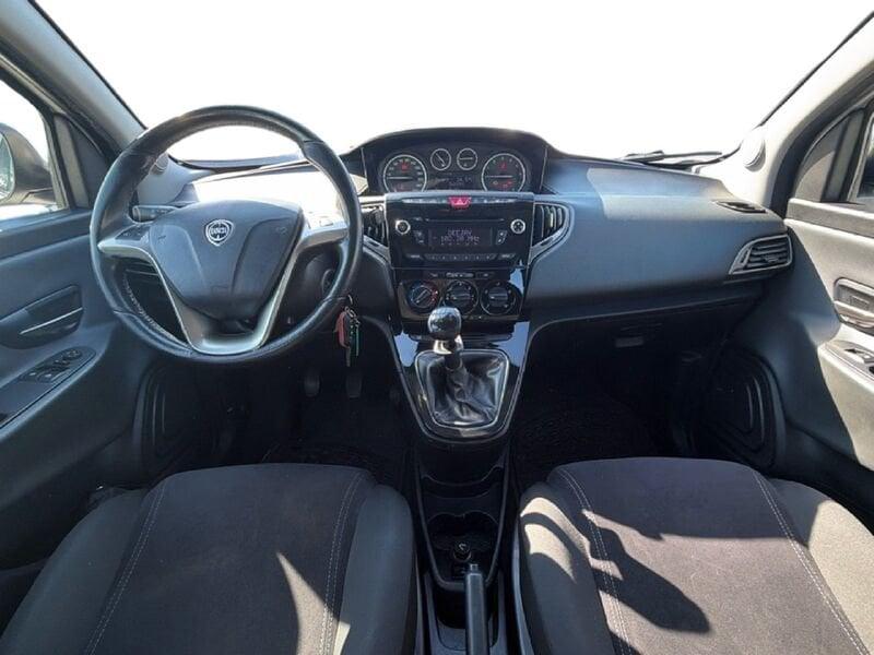 Lancia Ypsilon Ypsilon 1.2 8v Gold c/CL ecochic Gpl 69cv