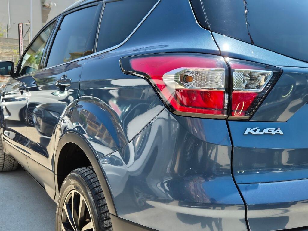 Ford Kuga 2.0 TDCI 120CV Powershift Business