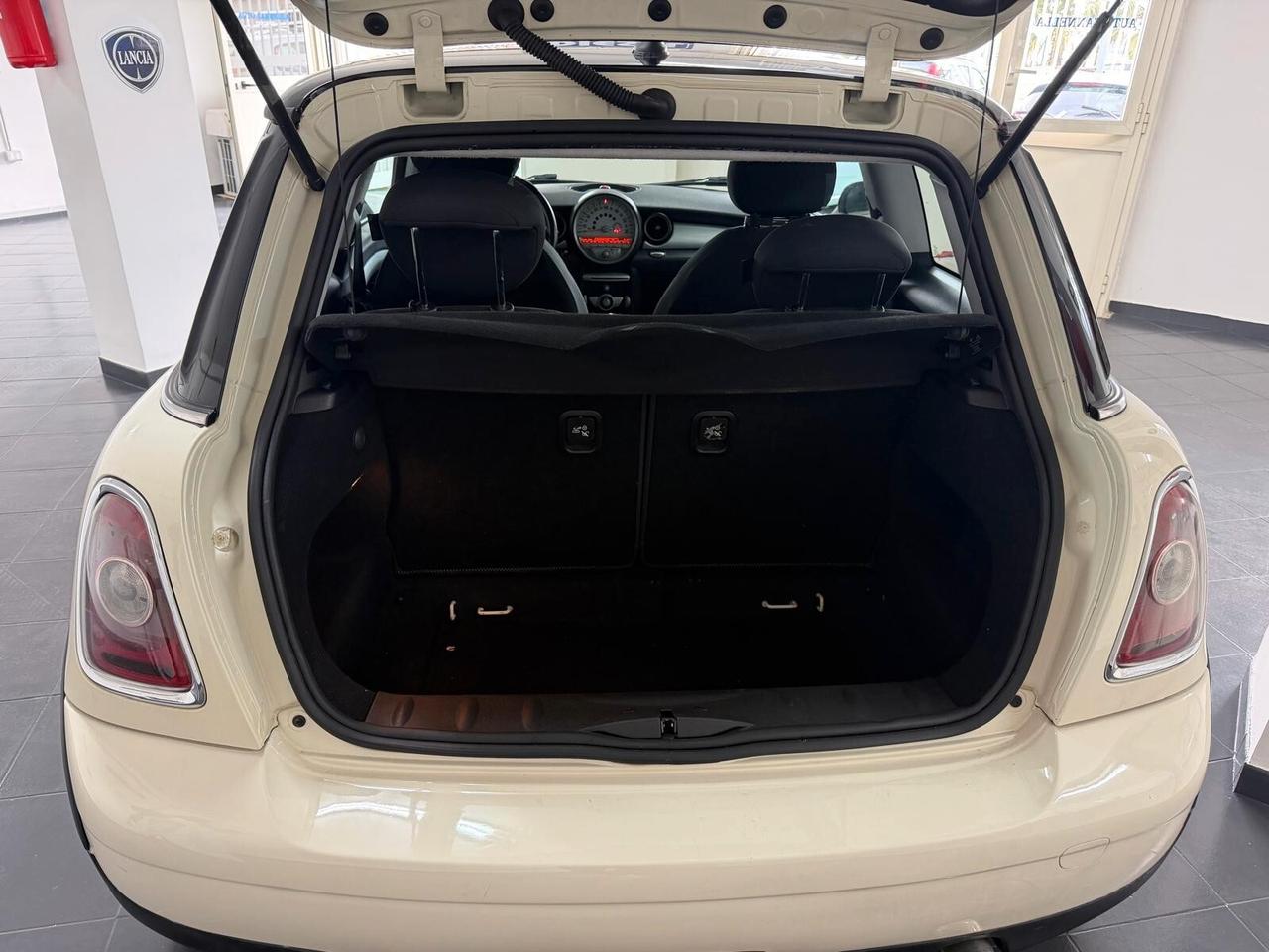 Mini Cooper D Clubman 1.6 16V Chili