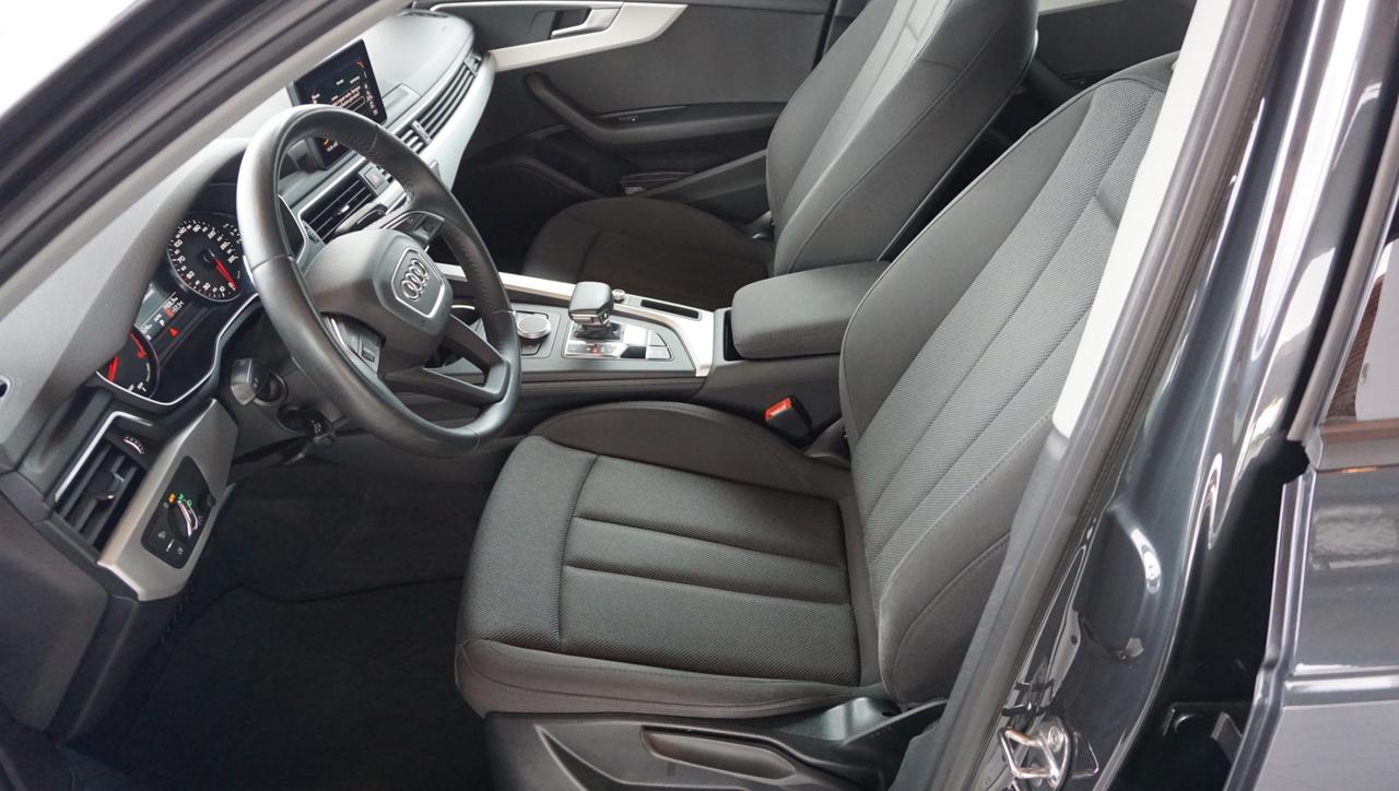 Audi A4 Avant 30 2.0 tdi Business 122cv s-tronic my16