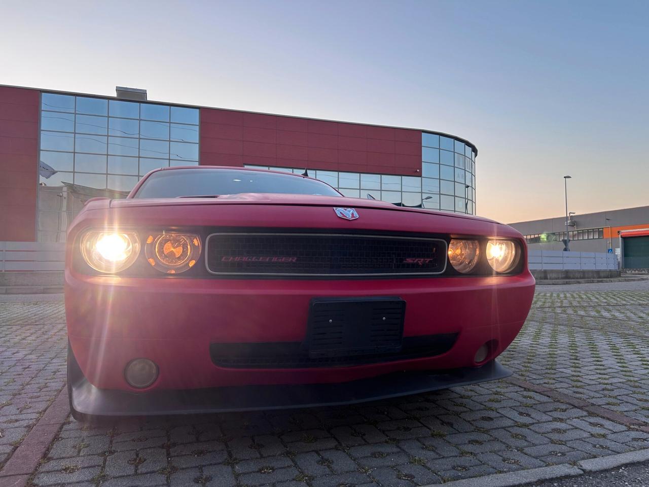 Dodge Challenger SRT8 6.1