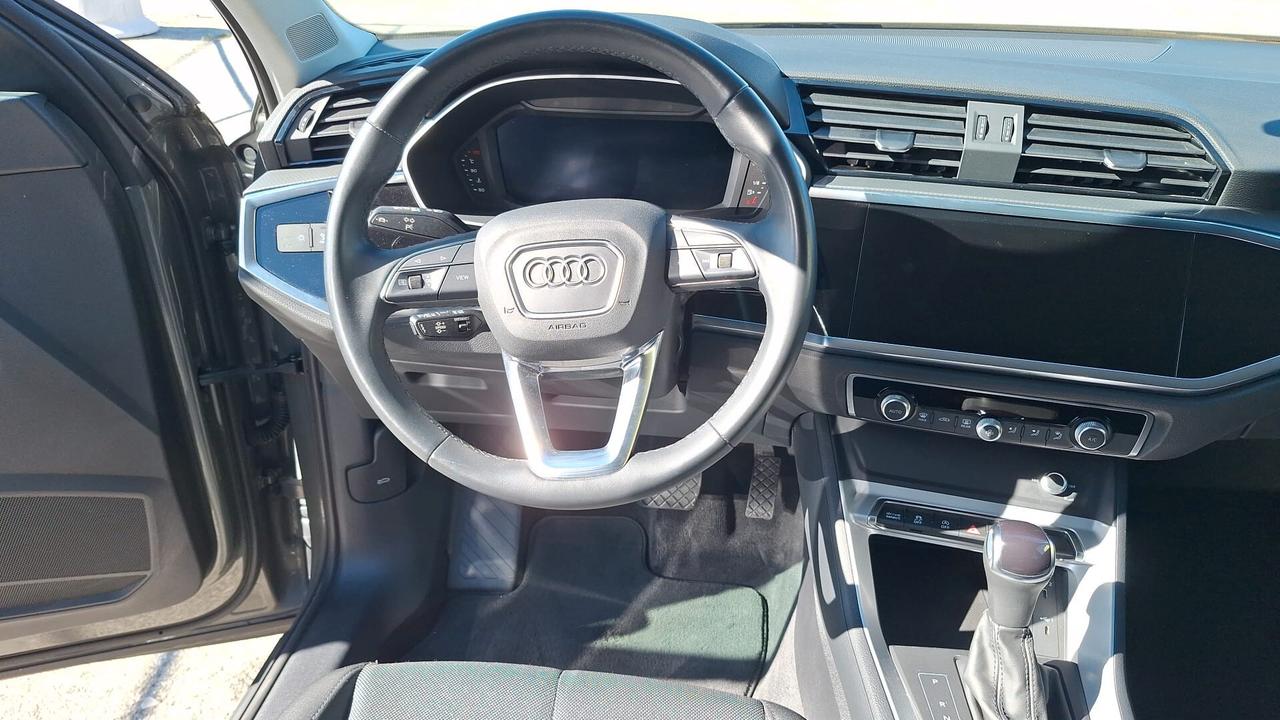 Audi Q3 SPB 35 TDI S tronic Business Plus