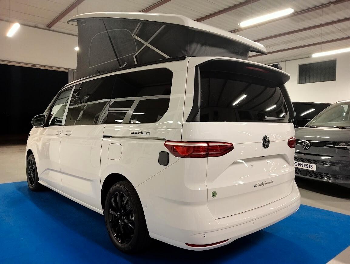 Volkswagen T7 California BEACH CAMPER 360° GANCIO NUOVO IN PRONTA CONSEGNA T6.1