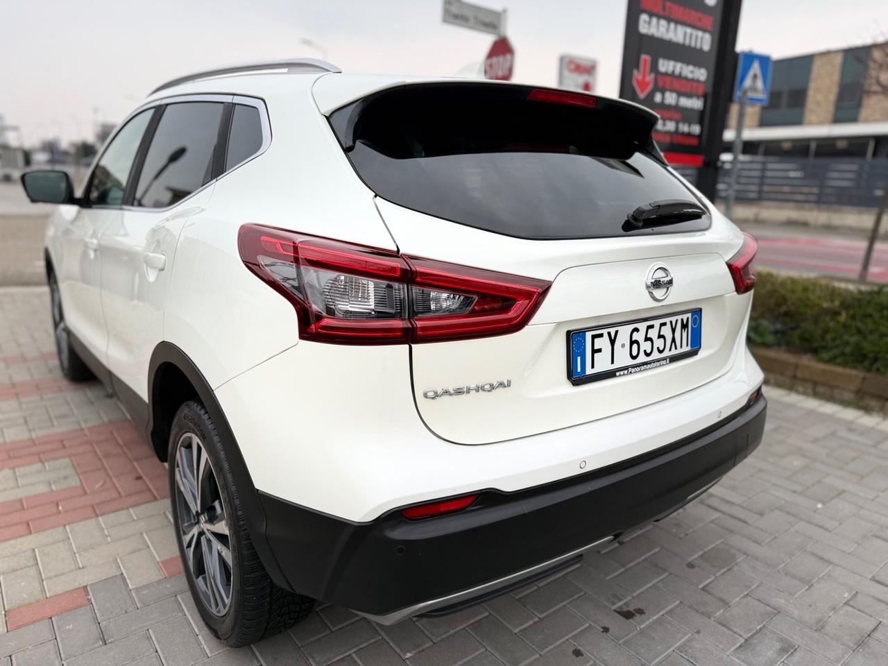 Nissan Qashqai 1.5 dCi 115 CV Tekna.BIACO PERLA