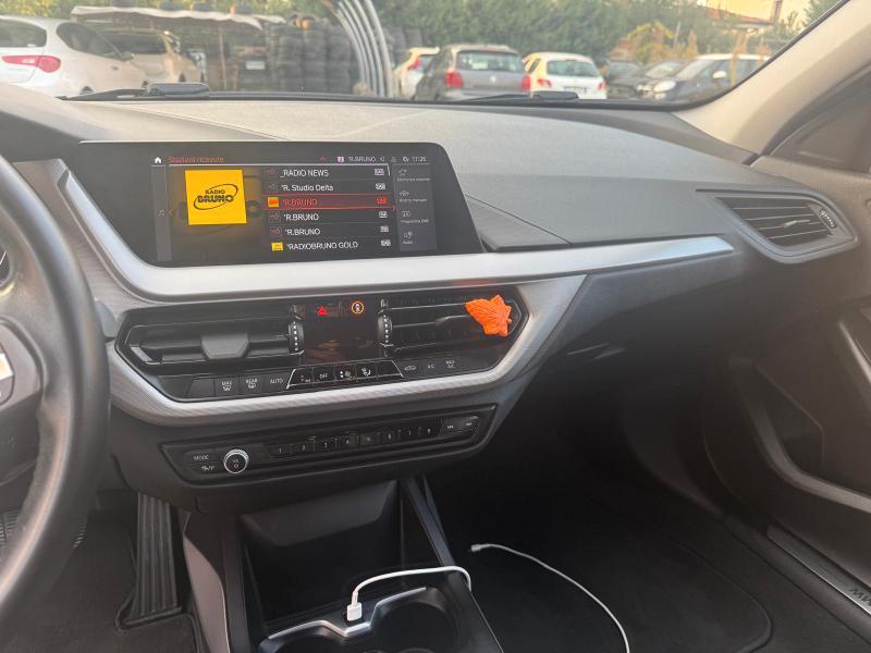 BMW Serie 1 5 Porte 118d Advantage auto