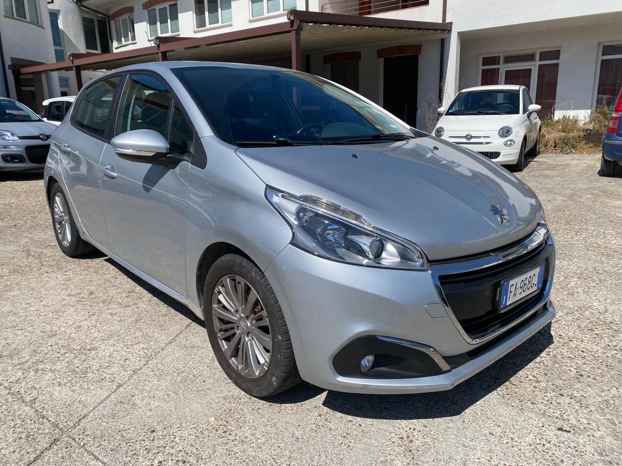 Peugeot 208 PureTech 82 5 porte Access
