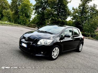 Toyota Auris 1.4 D-4D 5 porte