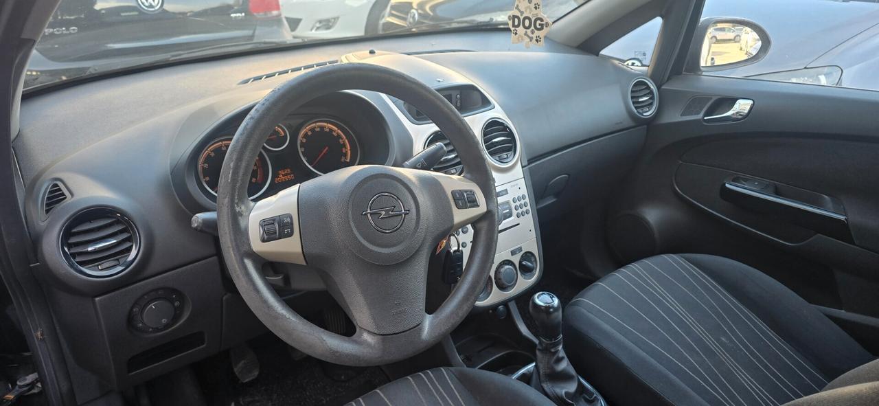 Opel Corsa 1.2 3 porte Sport