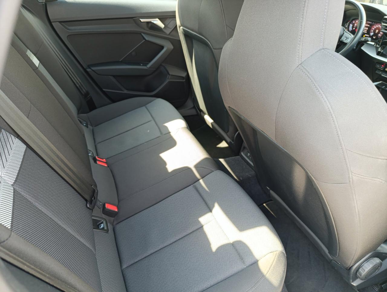 Audi A3 Sedan 30 2.0 tdi Business Advanced s-tronic