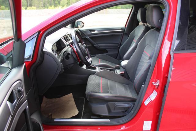 VOLKSWAGEN Golf GTI Performance 245cv DSG TETTO-HONEY-GANCIO-PRO