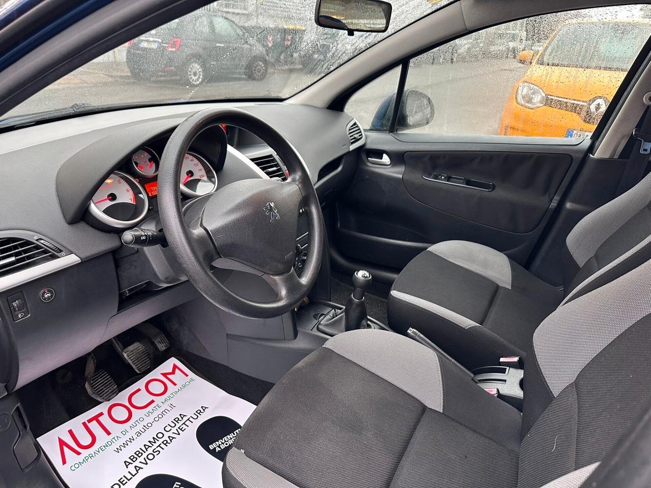 Peugeot 207 1.4 VTi 95CV 5p. XS