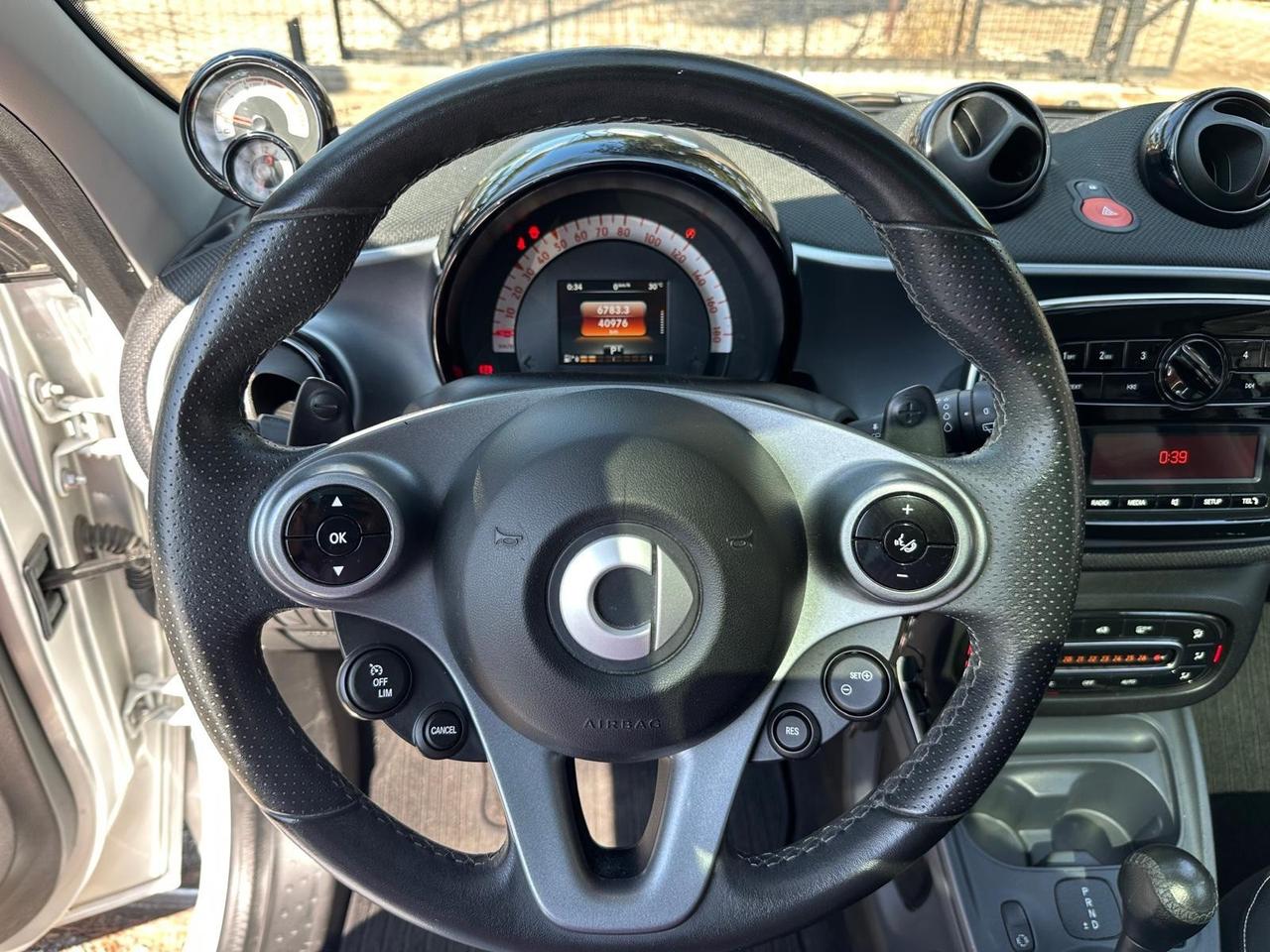 Smart ForFour 70 1.0 twinamic Superpassion *promo* uffic.smart