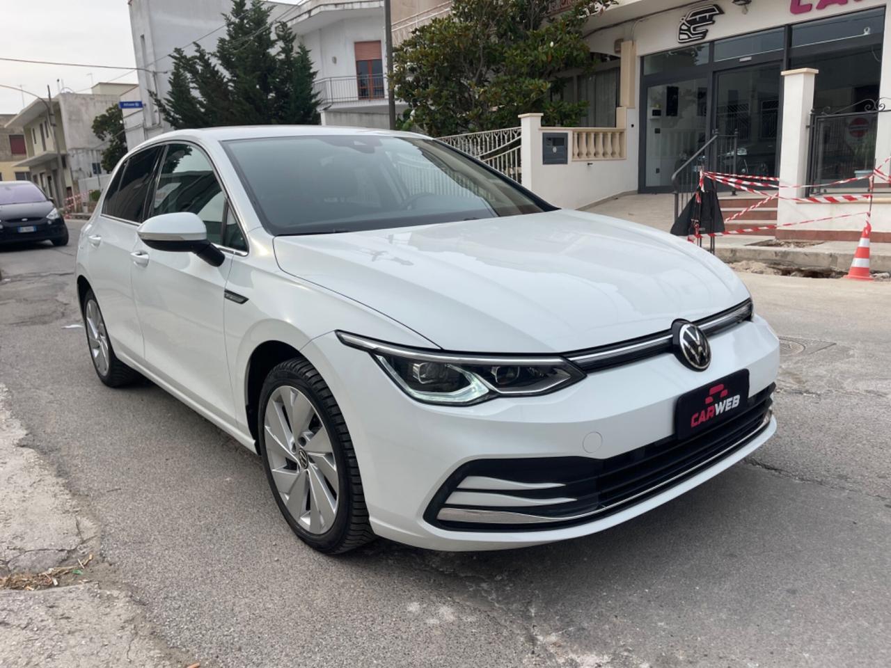 VOLKSWAGEN GOLF VIII 2.0 TDI 150CV DSG 2022