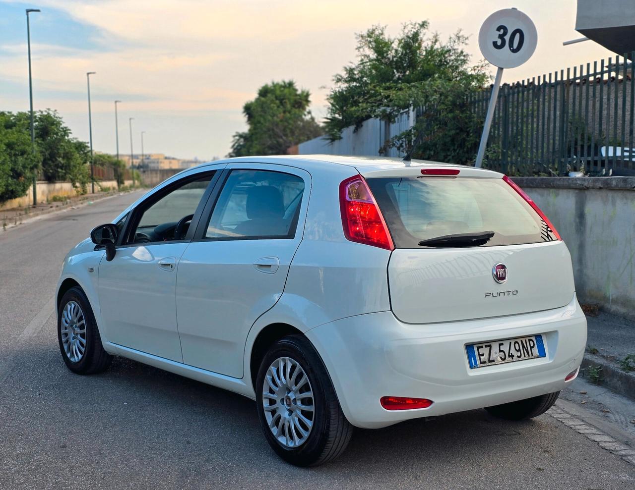 FIAT NEW PUNTO 1.3 M-JET 2016 NUOVISSIMA DI TUTTO