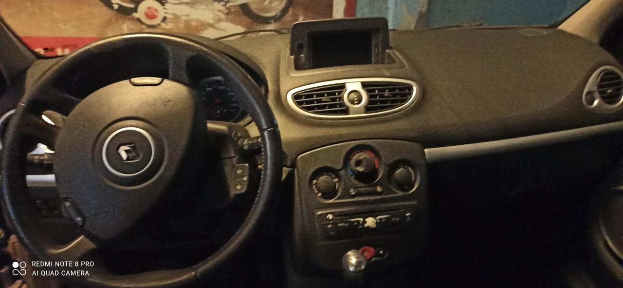 Renault Clio 1.2 16V 5 porte Luxe