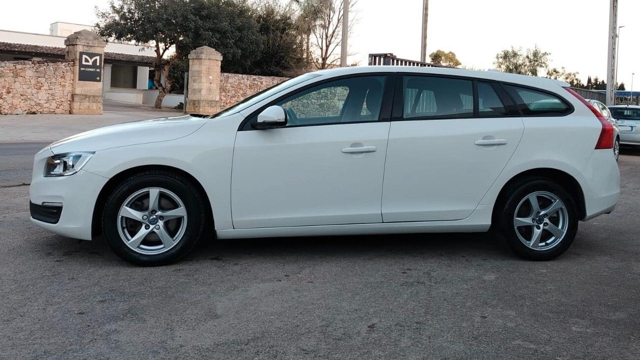 Volvo V60 D2 Momentum