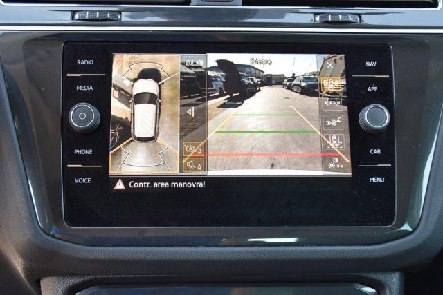 VOLKSWAGEN Tiguan 2.0 TDI SCR Life *Telecamere 360, Sedili risc.*