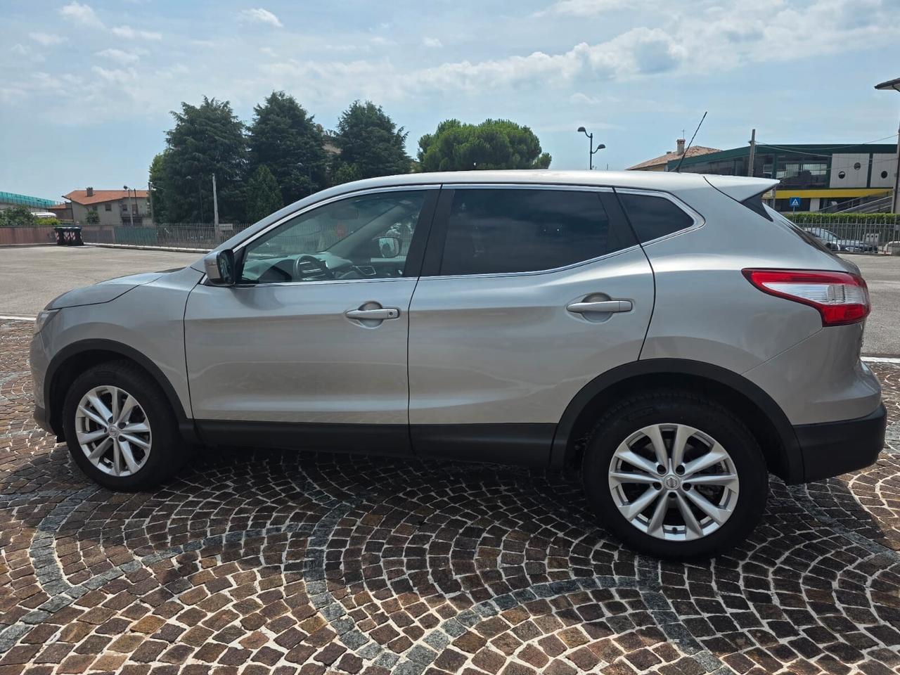 Nissan Qashqai 1.6 dCi 2WD Visia