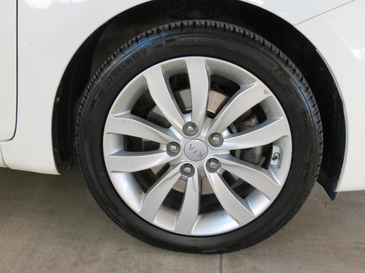 Kia Carens 1.7 CRDI 115 CV CLASS MT 5P.TI