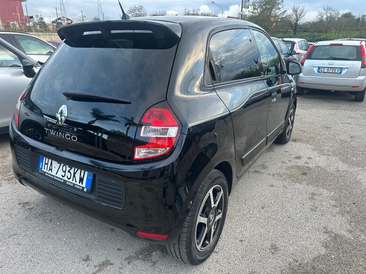Renault Twingo. 1.0 benzina 2018 12 mesi di garanzia cambio /motore