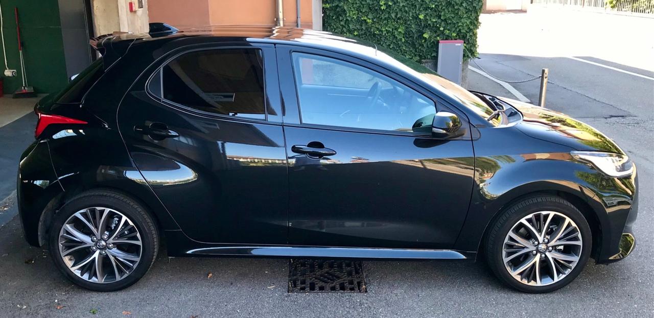Toyota Yaris 1.5 130 Hybrid 5 porte Lounge