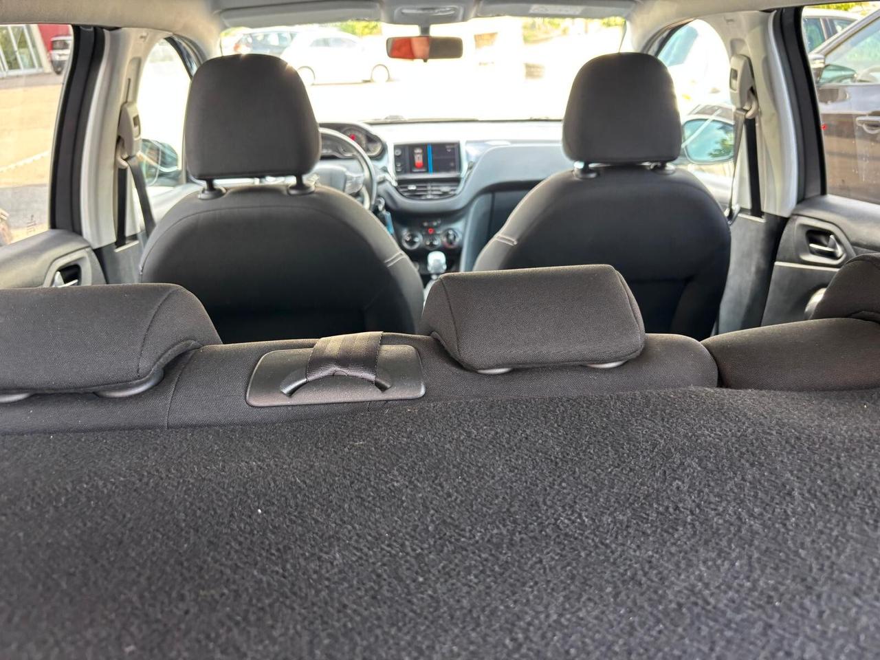 Peugeot 2008 BlueHDi 100 S&S Allure