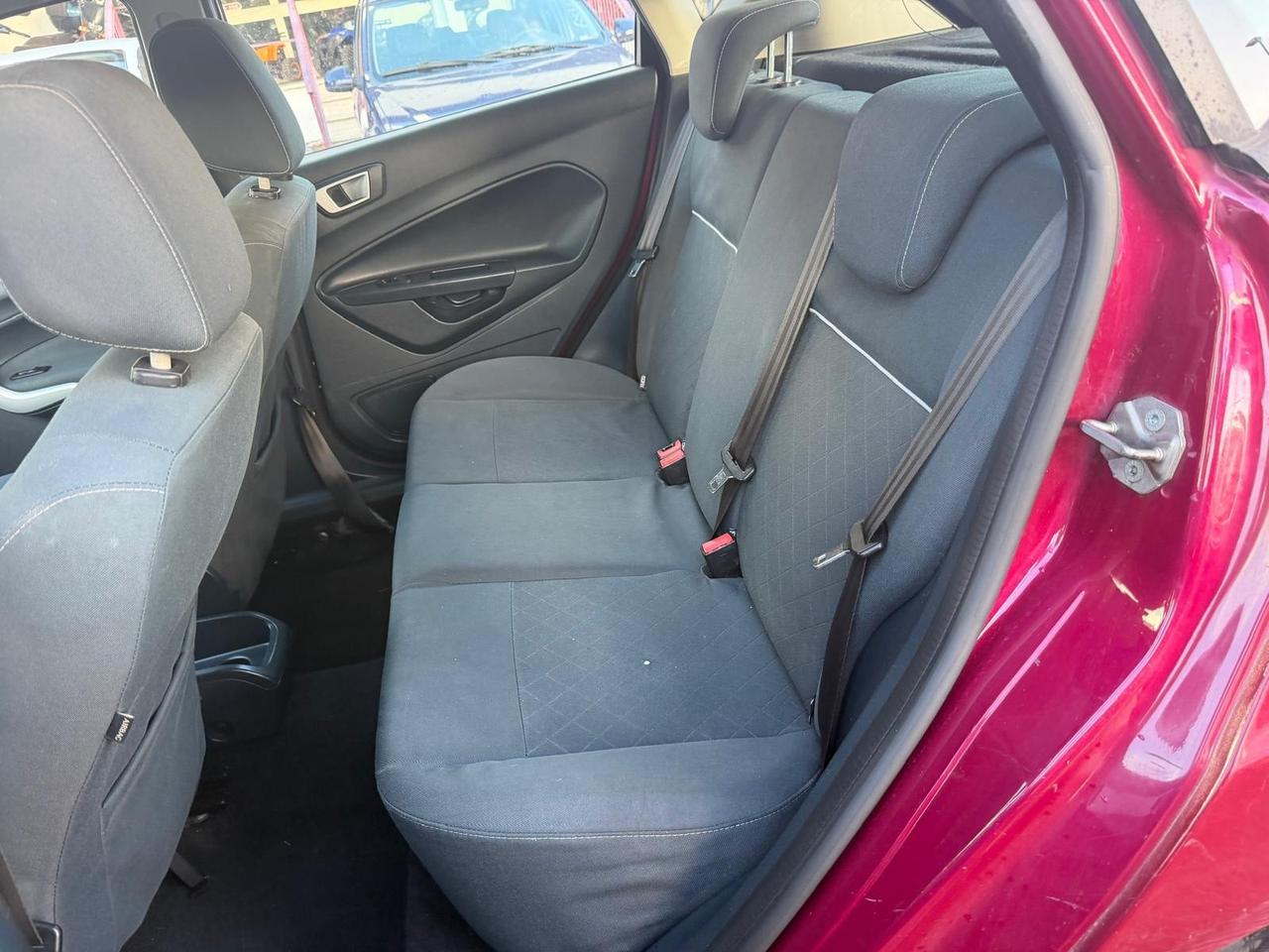 Ford Fiesta Ikon 1.4 TDCi 70CV 5 porte
