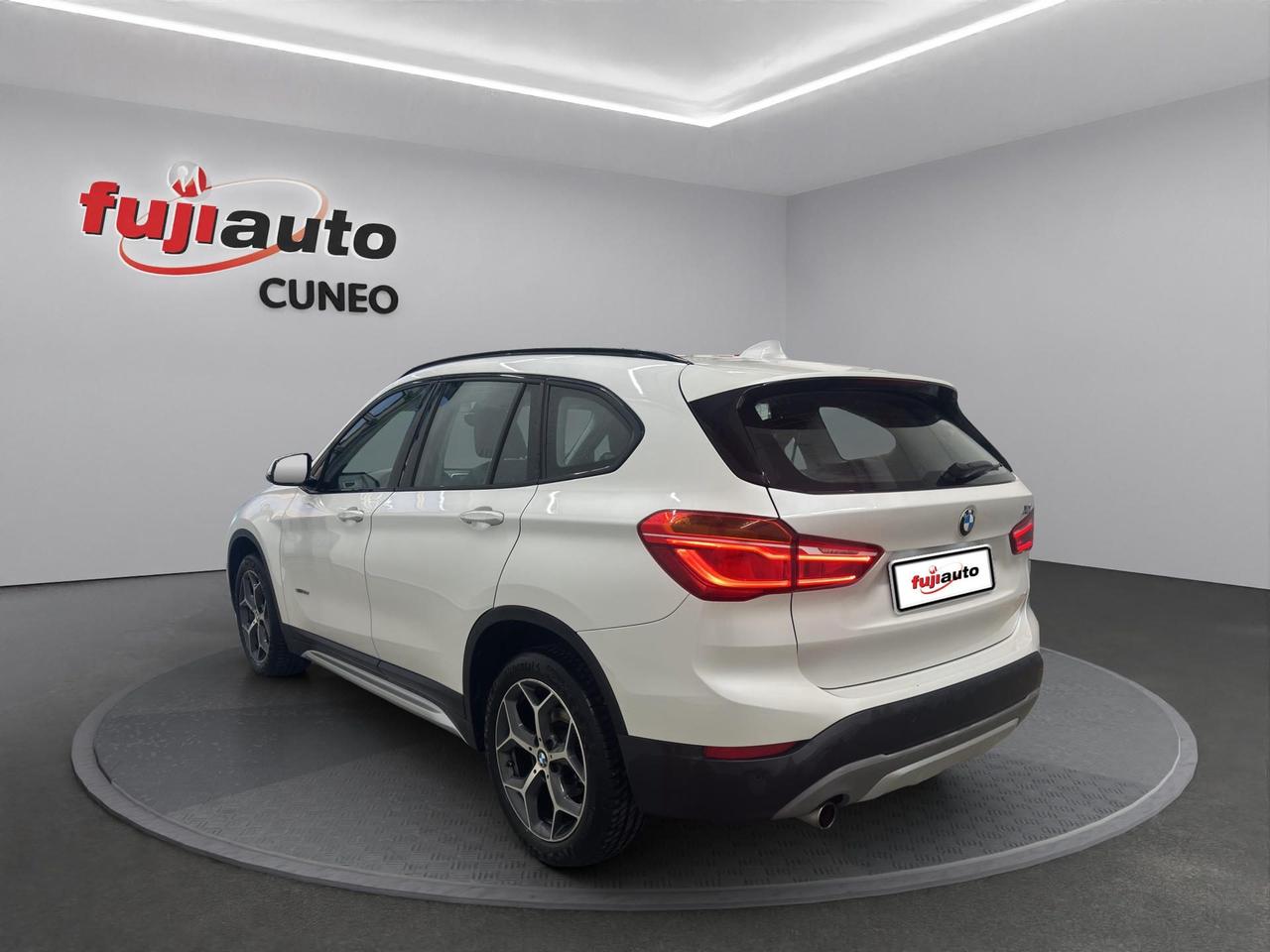Bmw X1 sdrive18d xLine auto