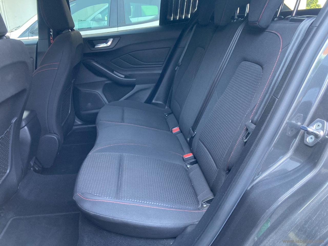 FORD Focus 1.0 EcoBoost 125 5p. ST-LINE