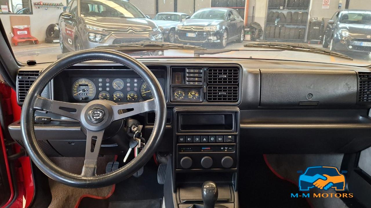 Lancia Delta 5 Porte Delta 1.6 Turbo HF RST