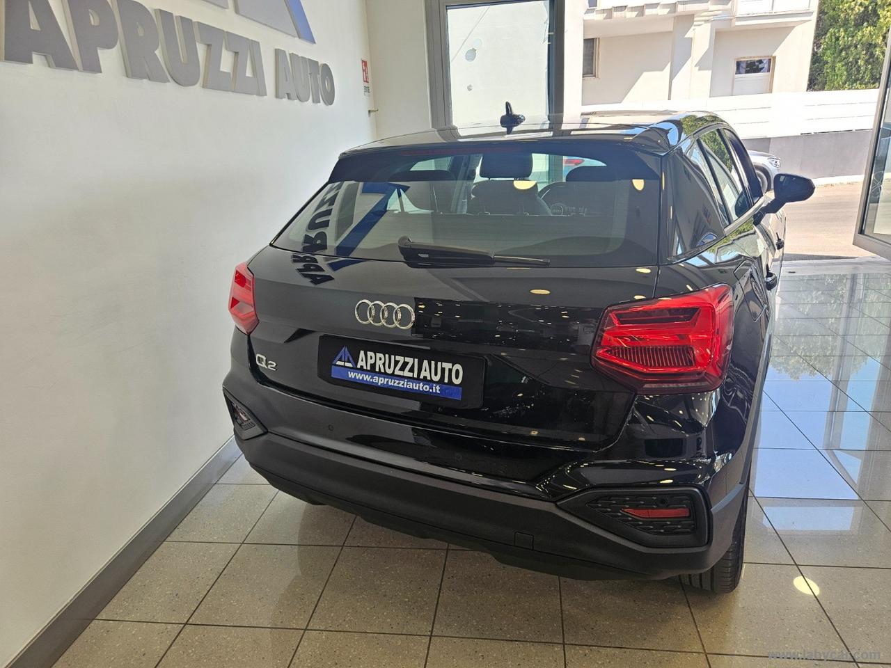 AUDI Q2 30 TDI S tronic Business