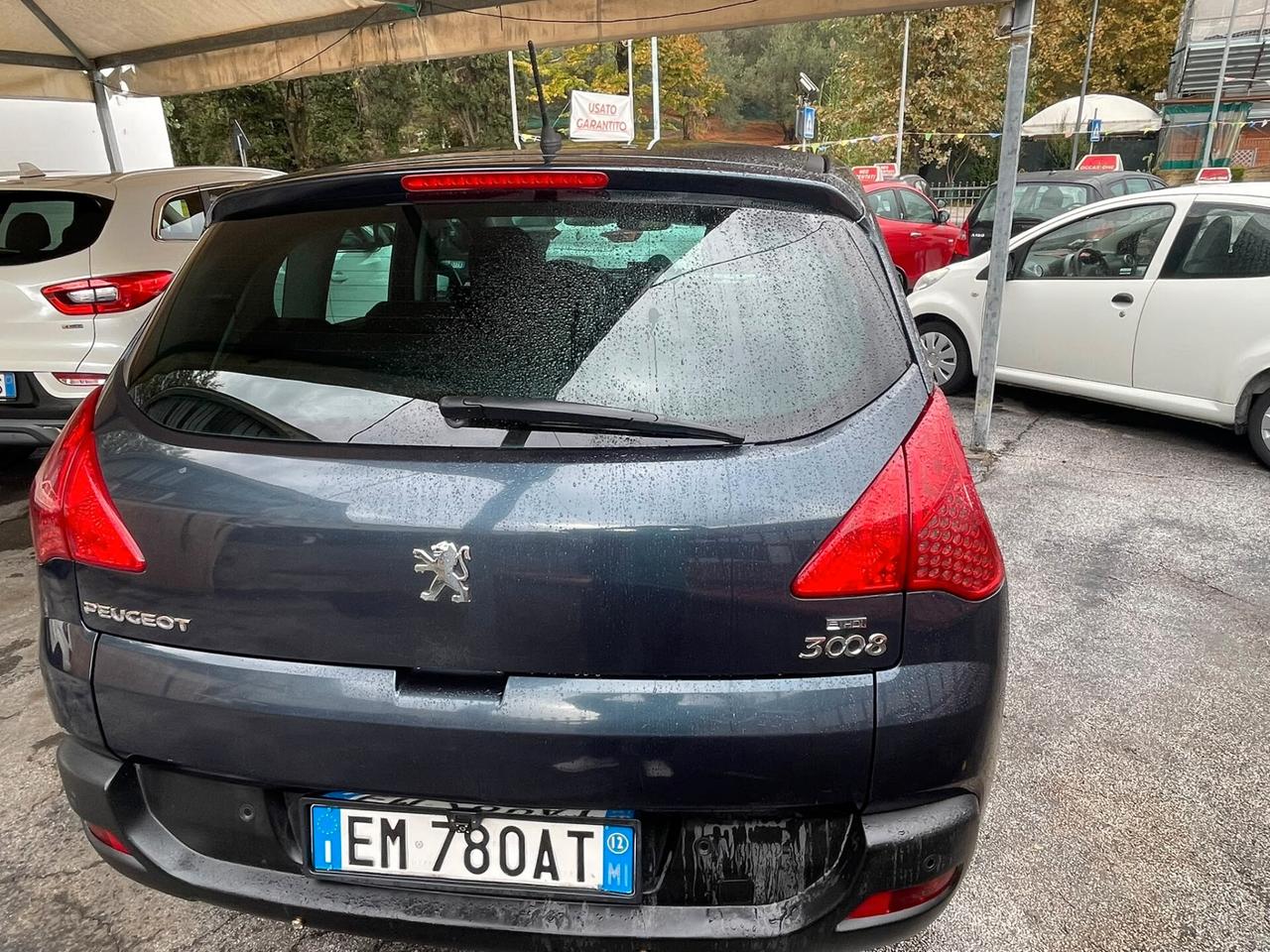 Peugeot 3008 1.6 e-HDi 112CV cambio robotizzato S.&S. Business