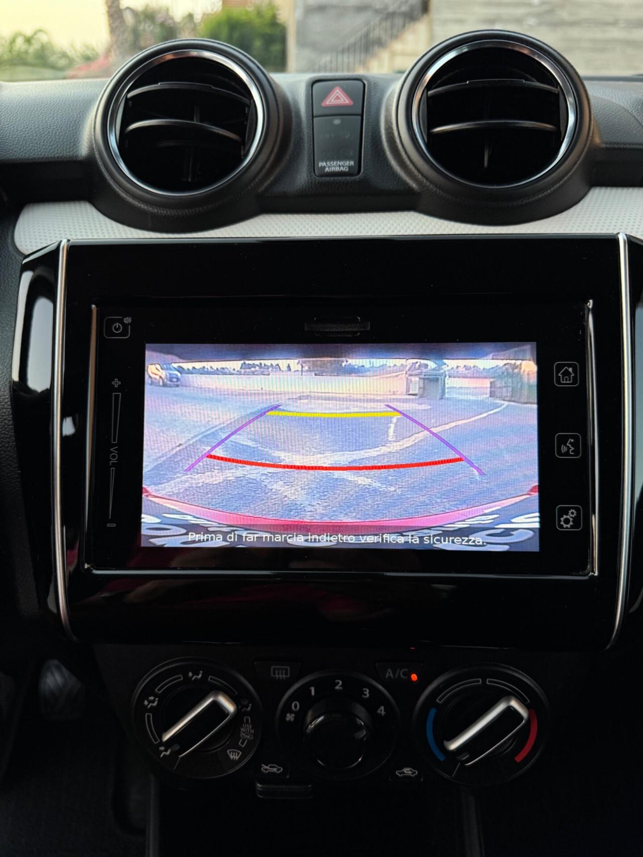 Suzuki Swift 1.2 Hybrid FARI FULL LED/UNICO PROPRIETARIO