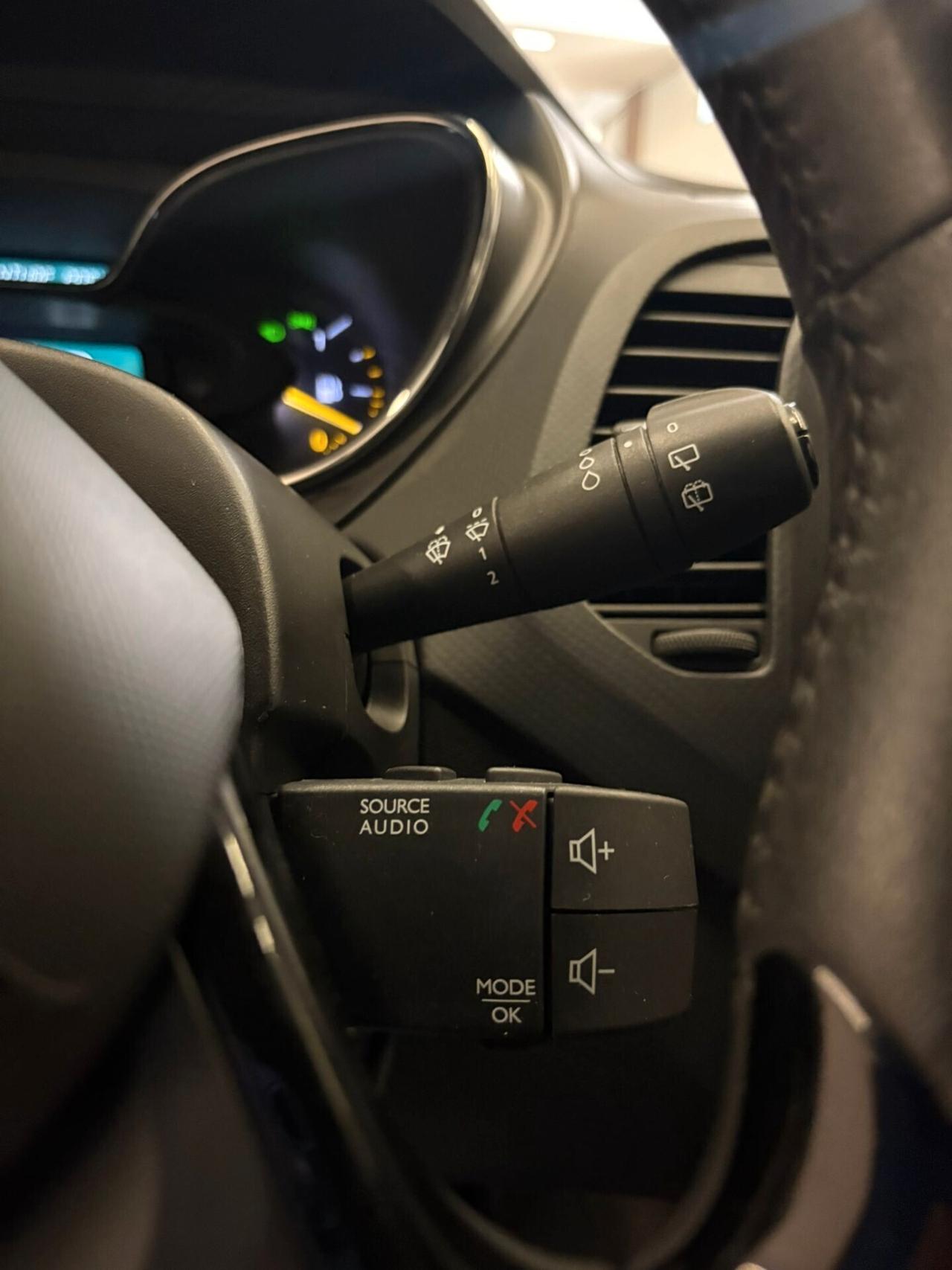 Renault Captur 1.500cc dCi 90cv Allestimento R-Link