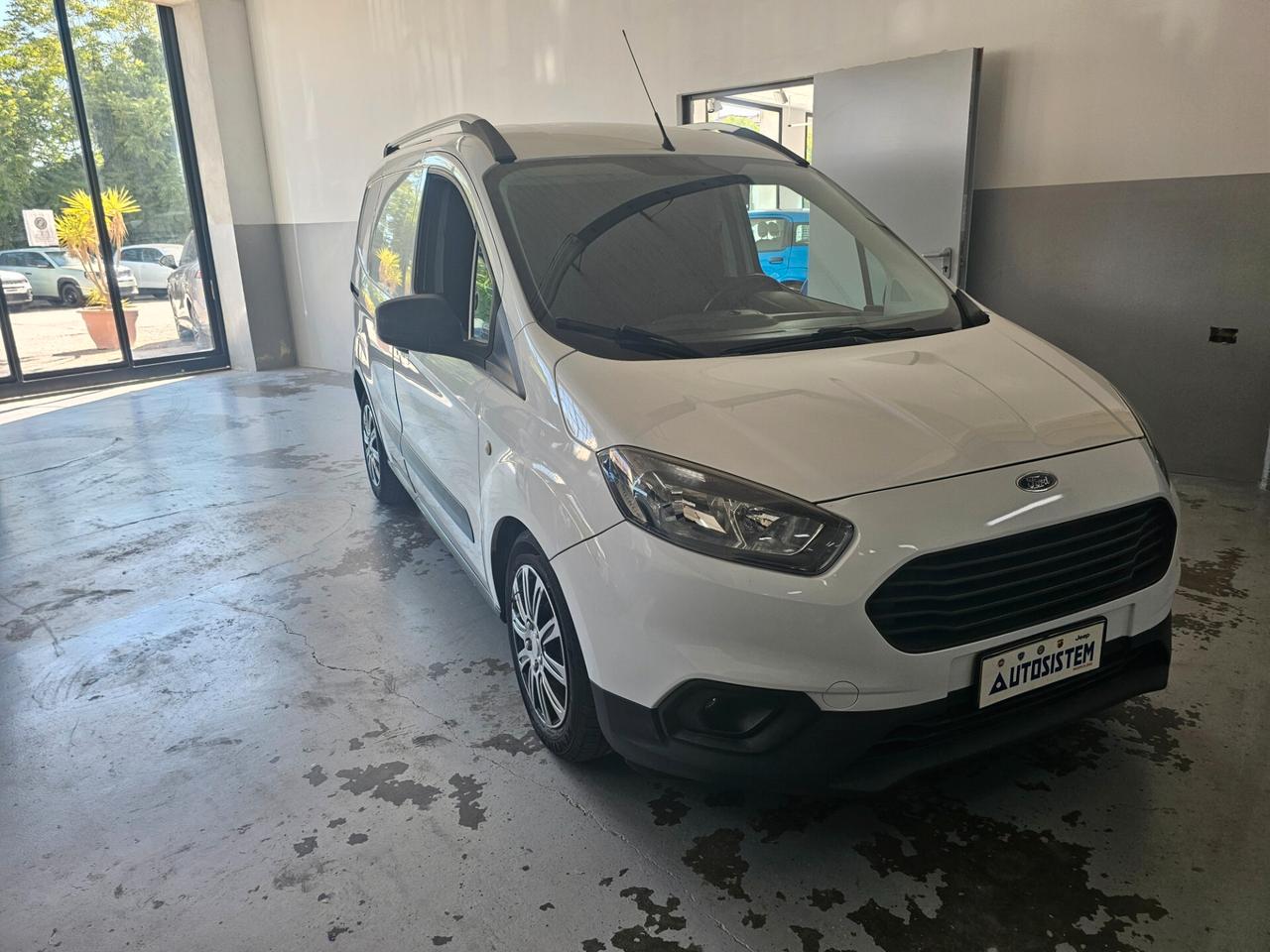 Ford Transit Courier 1.5cc
