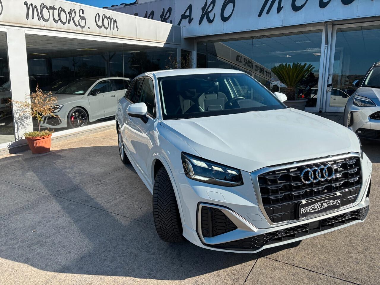 Audi Q2 35 TDI Business Tua a solo 330 Euro al mese IVA ESPOSTA