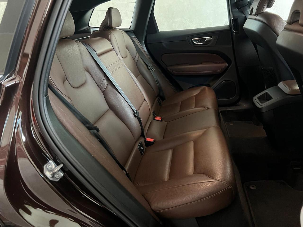 Volvo XC 60 XC60 B4 (d) AWD Geartronic Inscription 2020