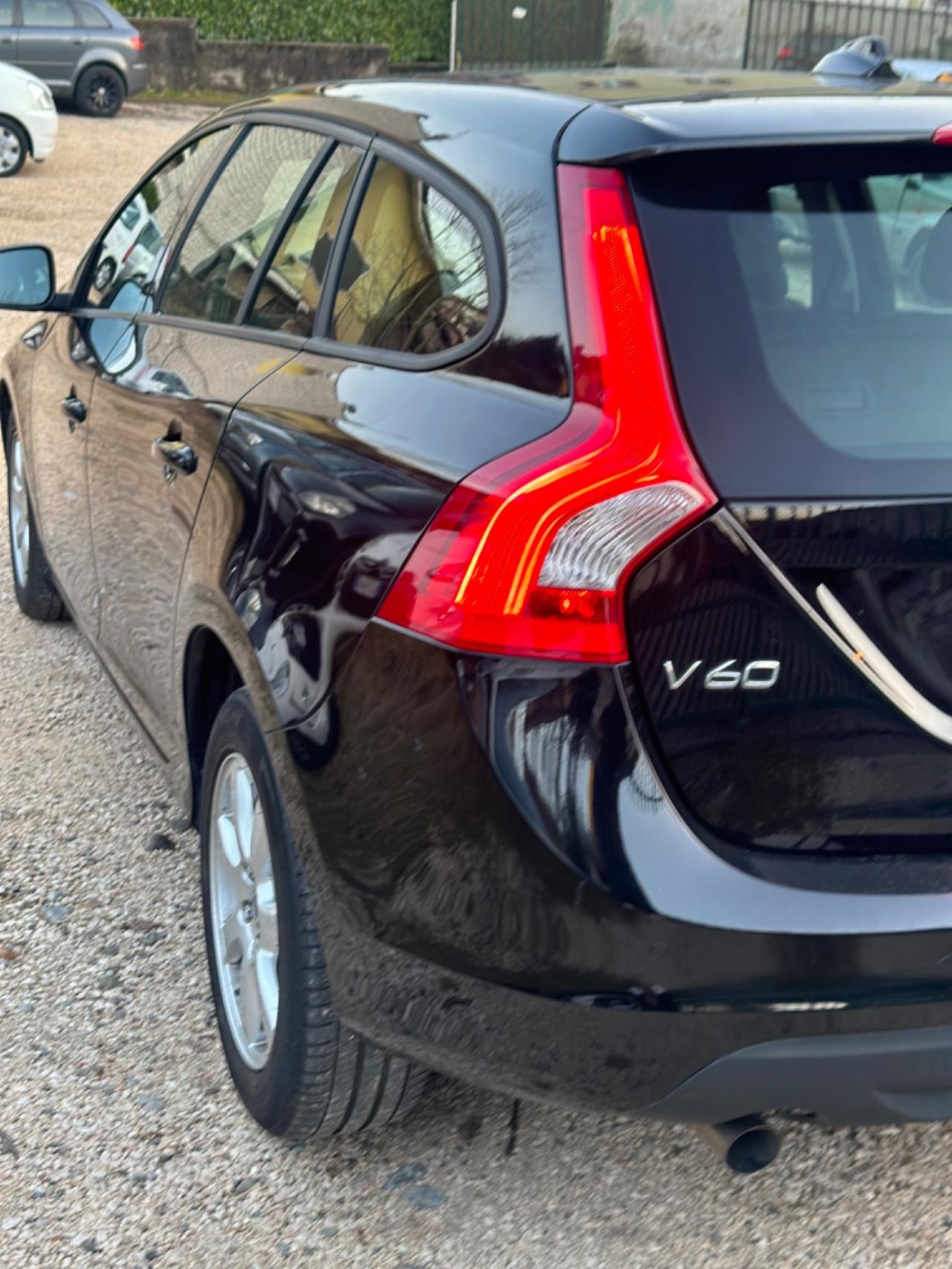 Volvo V60 D4 GEARTRONIC MOMENTUM KMCERT GARANZ