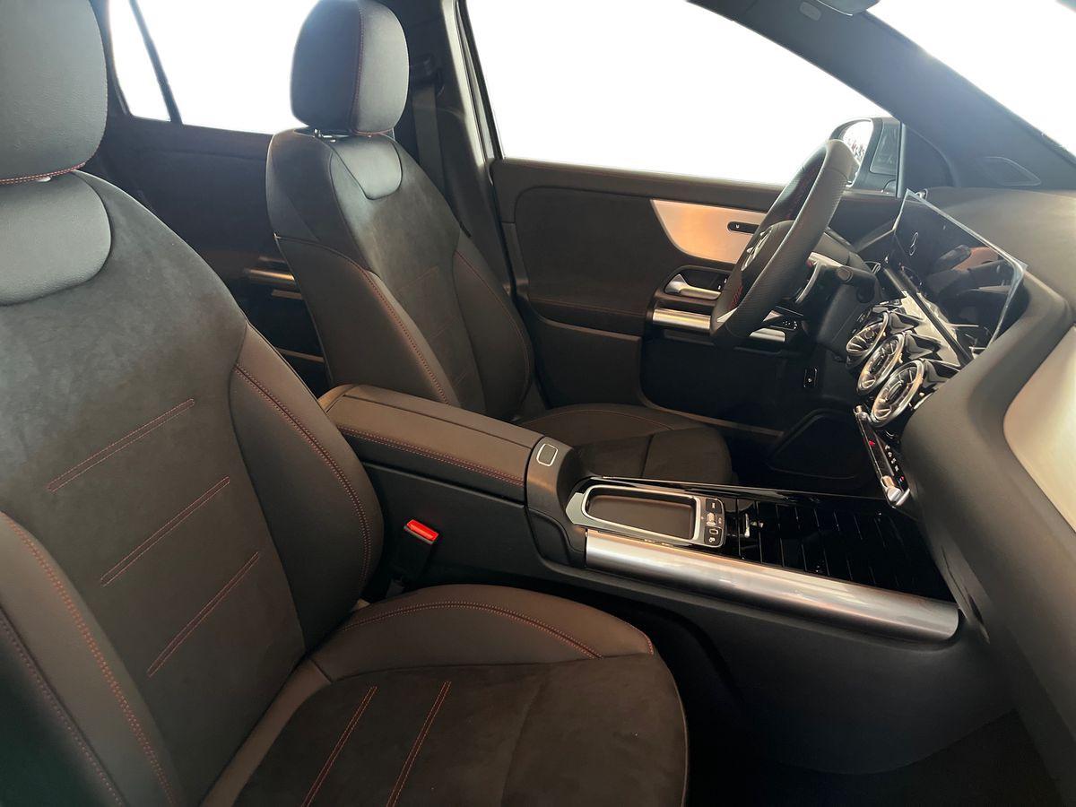 Mercedes-Benz GLA 200 d automatic